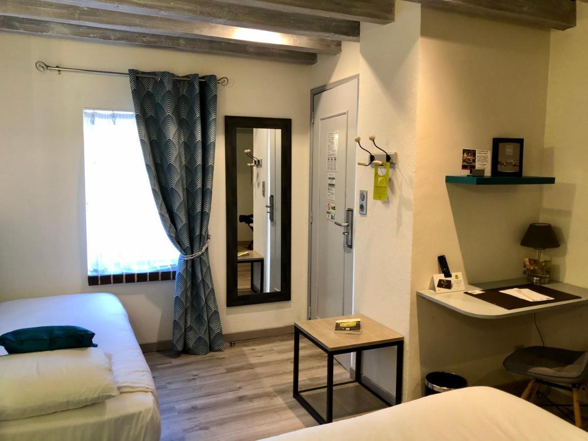 Logis Hotel Oasis Villaines-la-Juhel Buitenkant foto